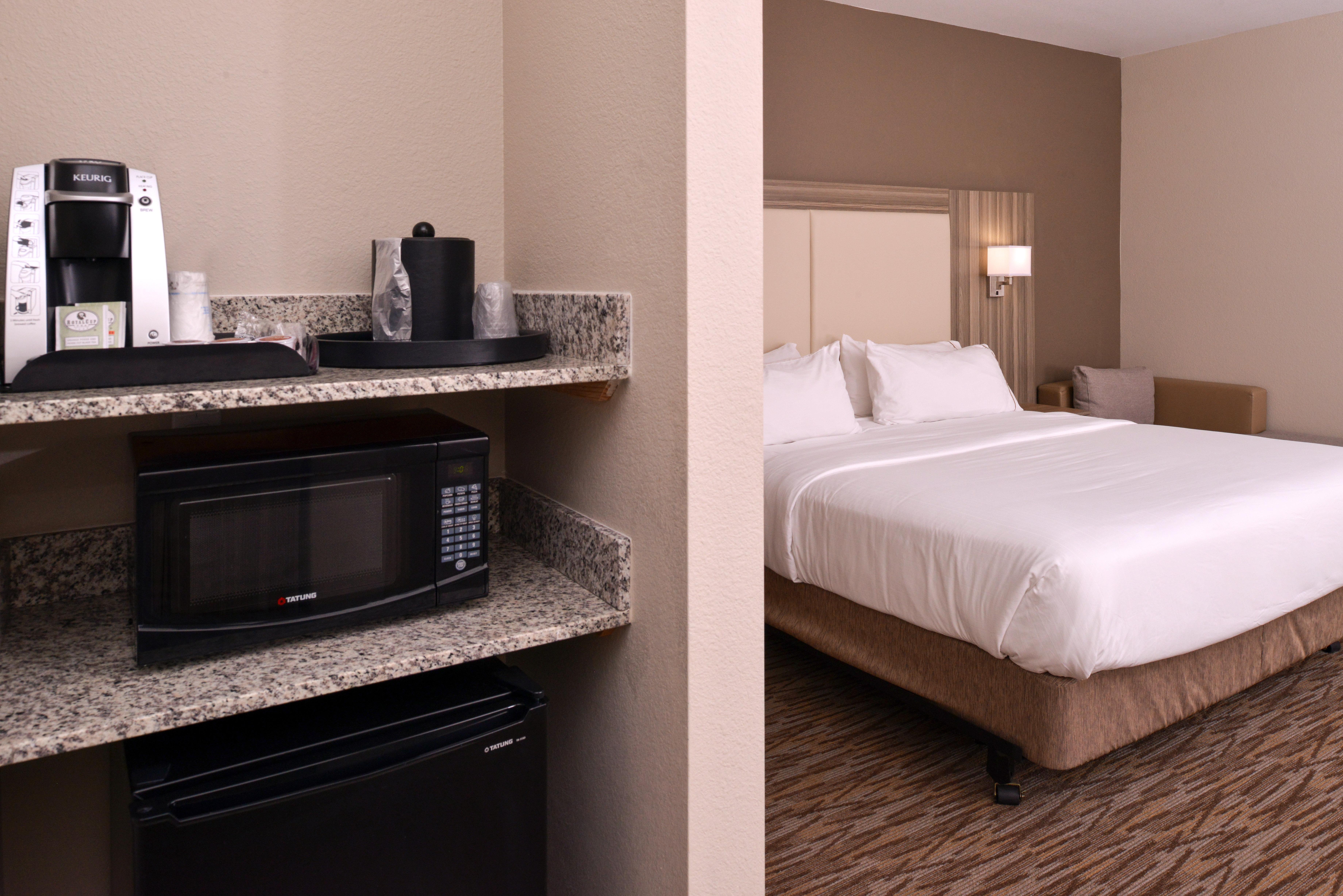 Holiday Inn Express & Suites Williams By Ihg Exterior foto